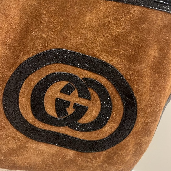 Gucci Suede Tote Bag. Brown Suede with crackle, pet and leather trim. - Picture 3 of 5